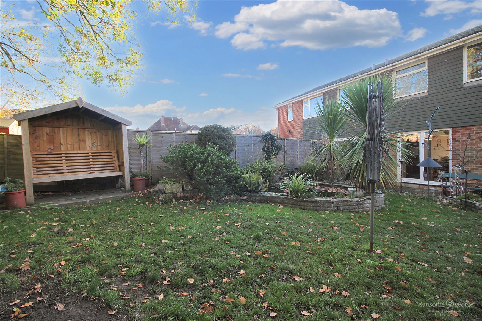 Chieveley Close, Tilehurst, Reading